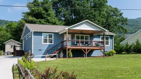 664 Old Fort Rd #NA, Fairview, NC 28730
