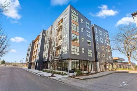 1245 N Anchor Way, Portland, OR 97217