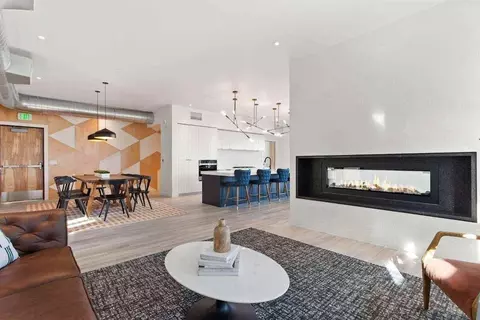 1245 N Anchor Way, Portland, OR 97217
