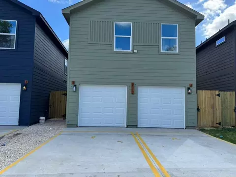 de priest st, Houston, TX 77088