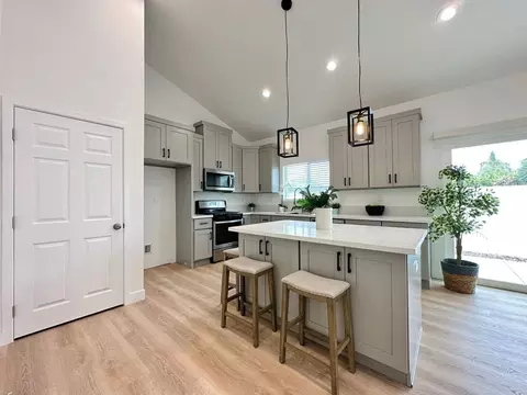 2418 Thorn Pl #A, Fullerton, CA 92835