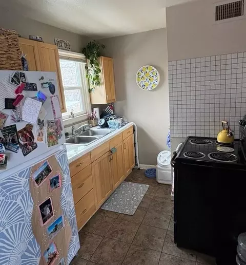 w 37th ave, Denver, CO 80211