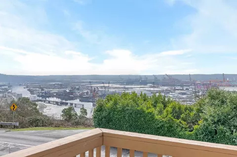 1120 Browns Point Blvd #A, Tacoma, WA 98422