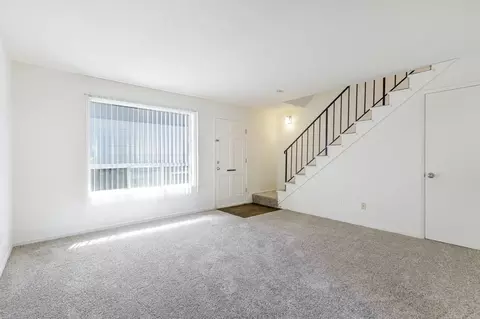 9717 SE 43rd Ave, Milwaukie, OR 97222
