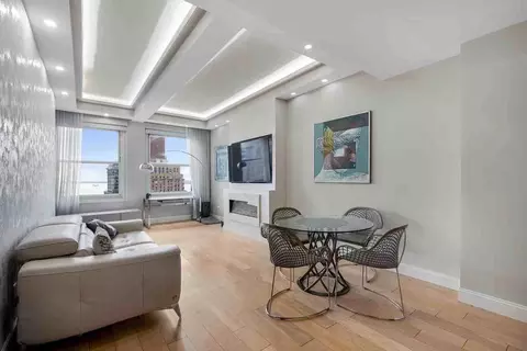 88 Greenwich St #3004, New York, NY 10006