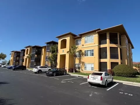 4306 Bayside Village Drive - 1unit 102 #1, Town N Country, FL 33615