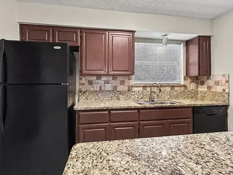 12446 Starcrest Dr #312, San Antonio, TX 78216