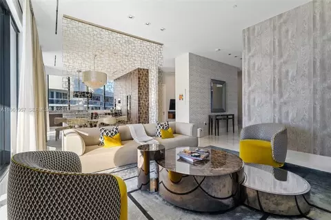 Undisclosed, Sunny Isles Beach, FL 33160