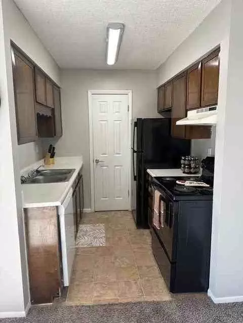 921 Westmoreland Rd, Colorado Springs, CO 80907