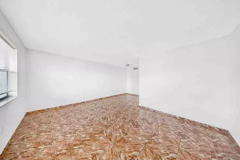 301 NW 177th St #201, Miami Gardens, FL 33169