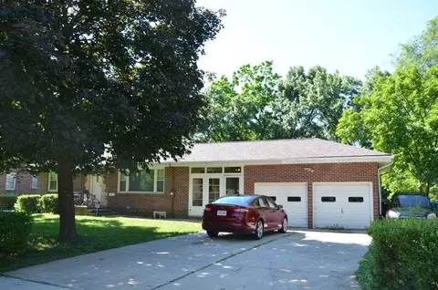 1320 12 Broad St, Des Moines, IA 50315