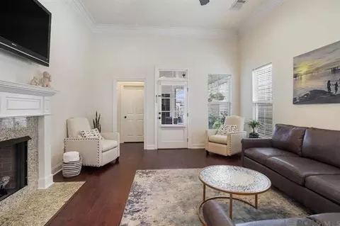 14449 Royal Villa Dr, Oak Hills Place, LA 70810