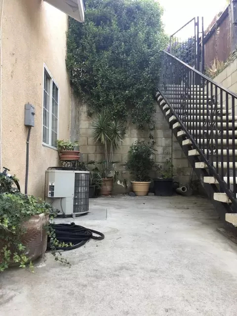 1323 N Eastern Ave, Los Angeles, CA 90063