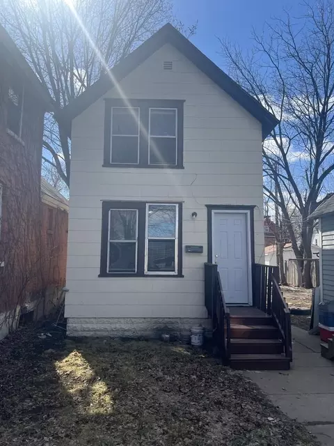 644 Thomas Ave #1, Saint Paul, MN 55104