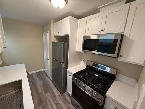 14259 Dickens St, Sherman Oaks, CA 91423