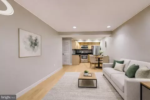 6 Rhode Island Ave NW # 2, Washington, DC 20001