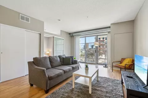 616 Washington Ave S #1014643P, Minneapolis, MN 55415