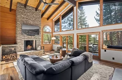 983 Apollo Way #2, Incline Village, NV 89451