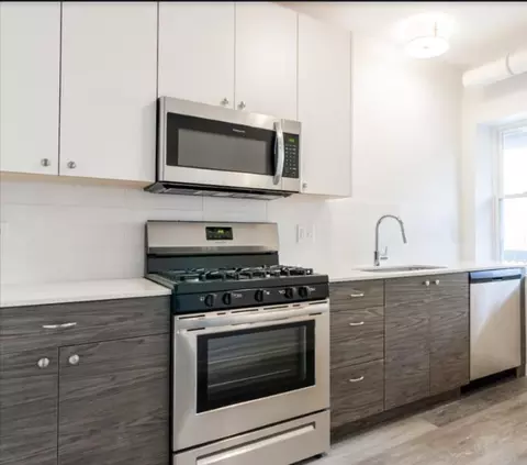 1704 W Glenlake Ave #1706-2, Chicago, IL 60660