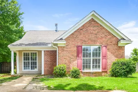 7711 Iris Cv, Southaven, MS 38671