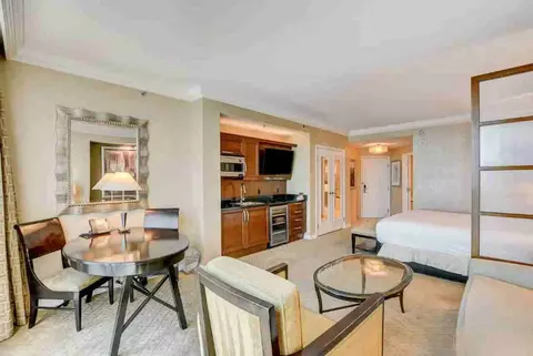 145 E Harmon Ave #1332448P, Paradise, NV 89109