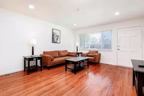 720 Jamaica Pl #1472882P, Florissant, MO 63033