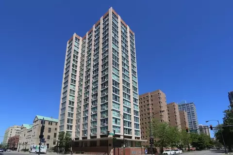 5600 N Sheridan Rd #6E, Chicago, IL 60660
