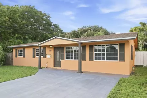 3835 Holiday Rd, Palm Beach Gardens, FL 33410