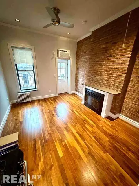 Undisclosed, New York, NY 10014