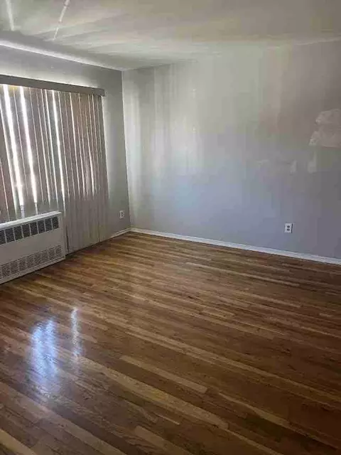 Undisclosed, New York, NY 11413