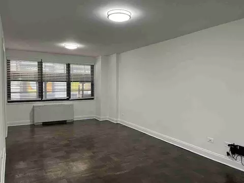 96 5th Ave #10A, New York, NY 10011