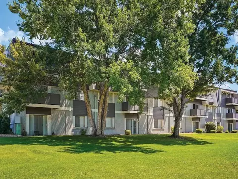 1090 S Parker Rd, Denver, CO 80231