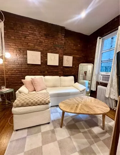 57 Thompson St #1B, New York, NY 10012