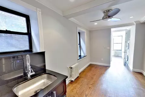 325 E 5th St #E4, New York, NY 10003
