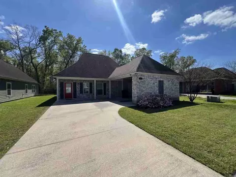 8614 Forestwood Ave, Baton Rouge, LA 70812