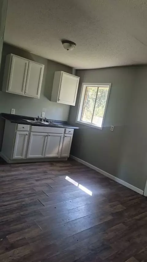 303 W Thomas Ct, Milledgeville, GA 31061