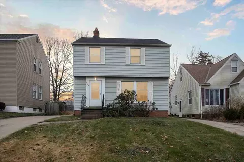 9504 S Highland Ave, Garfield Heights, OH 44125