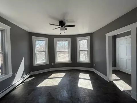 27 Carleton Ave #2ND, Haverhill, MA 01835