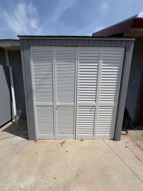 561 E 20th St, Long Beach, CA 90806 photo 22
