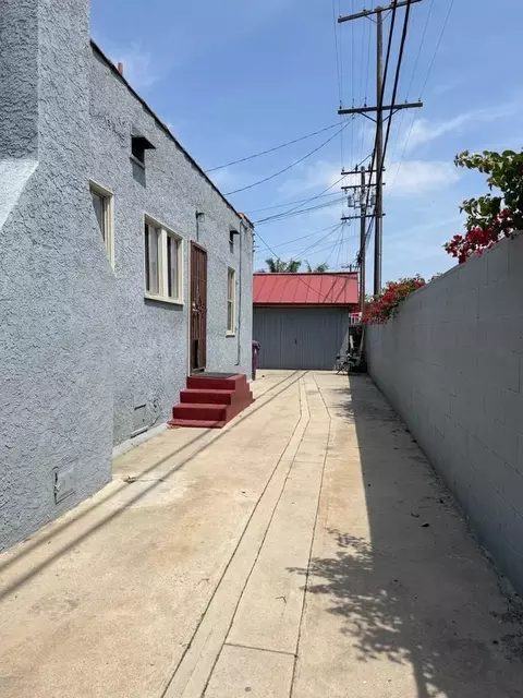 561 E 20th St, Long Beach, CA 90806 photo 26