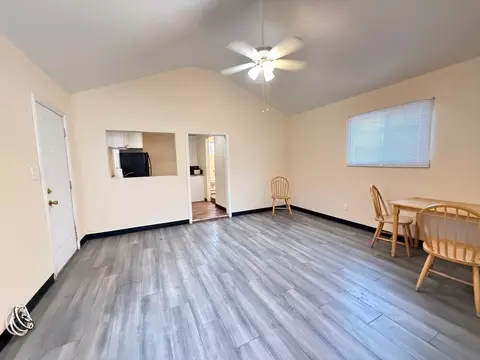 561 E 20th St, Long Beach, CA 90806 photo 8
