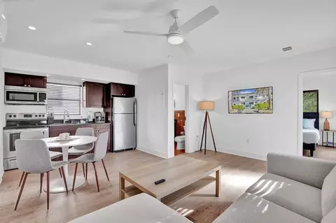 333 Walnut St #1312663P, Hollywood, FL 33019