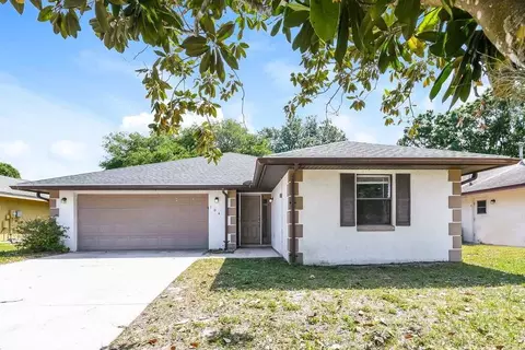 104 Lake Daisy Ter, Winter Haven, FL 33884