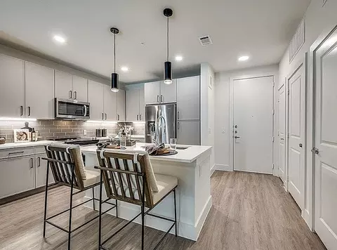 400 W Main St #ID1320.8, Lewisville, TX 75057