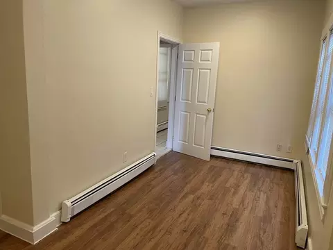 227 Elm St #1, Newark, NJ 07105