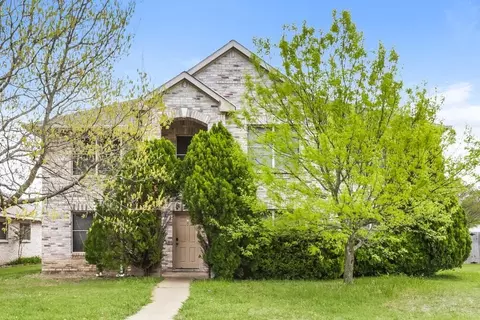 308 Cherrytree Ln, Cedar Hill, TX 75104