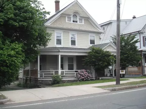 110 W Main St, Marlborough, MA 01752