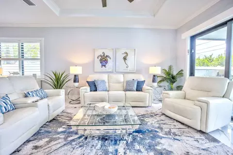 656 108th Ave N #1504181P, Naples, FL 34108