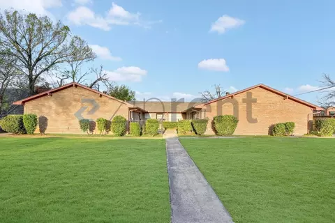 3225 Crites St #102, Richland Hills, TX 76118