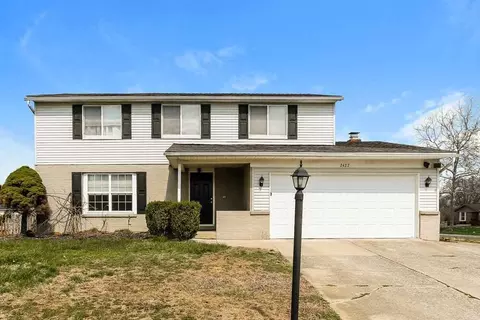 2422 Salem Ave, Grove City, OH 43123